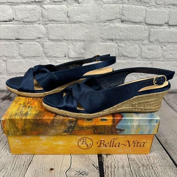 Bella Vita Women’s Kimora Wedge Espadrille Sandals Navy Thai Silk 10M NEW - Picture 6 of 13